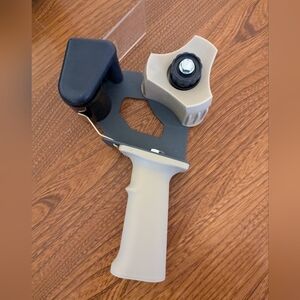 Shurtape Heavy Duty Packing Tape Gun Dispenser 2"